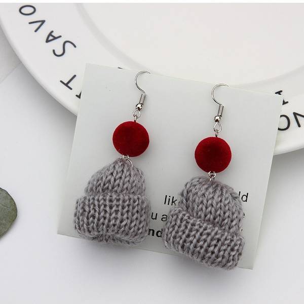 2237G Aretes gorro estambre de navidad temporada frio