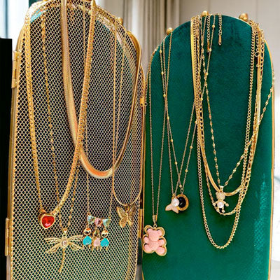 Collares