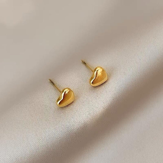 E7074 Aretes corazón dorado pequeño acero titanio 1cm