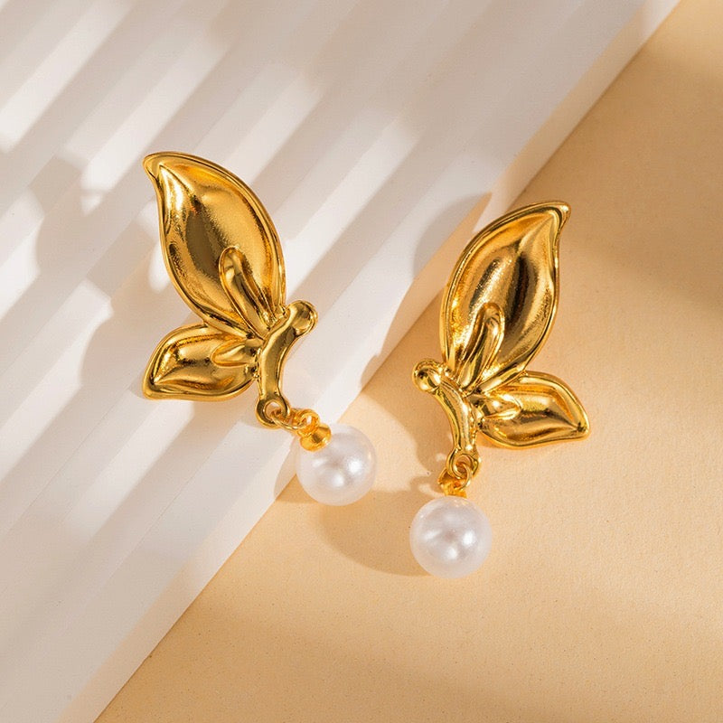 E5745 Aretes pétalos dorados perla colgante acero inoxidable