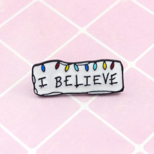 P38 Pin Para Ropa I Believe