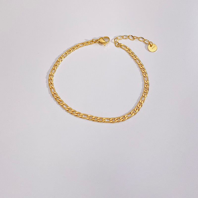 B844 Pulsera dorada acero inoxidable 21cm
