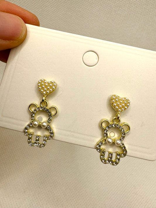 E887 Aretes Brillantes Oso Corazón