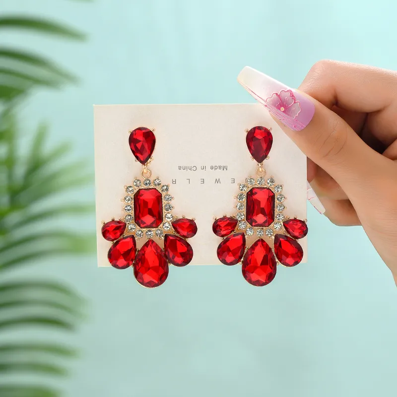 E2098R Aretes Flor Cristal Rojo Largo 6cm