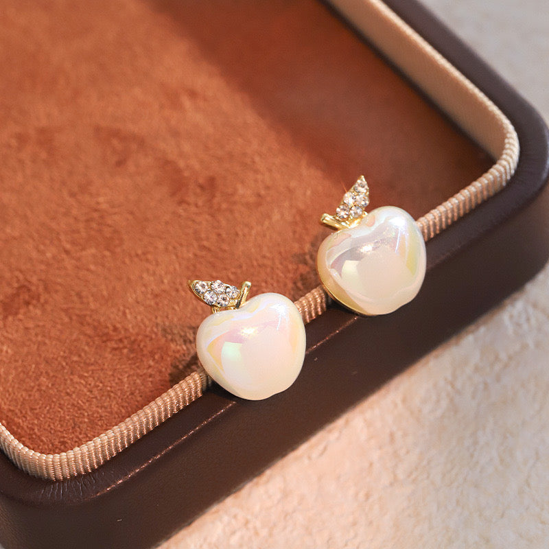 E4719 Aretes manzana blanca aleacion 1cm