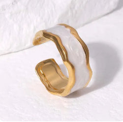 A127 Anillo blanco acero inoxidable chapado en oro 18k abierto