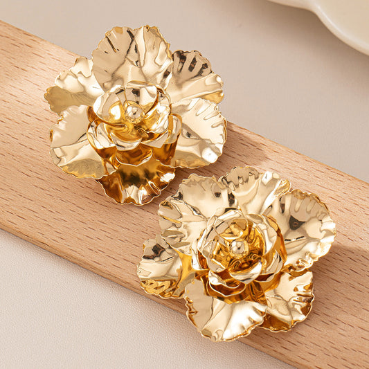 E3632 Aretes flor dorado aleacion 5cm