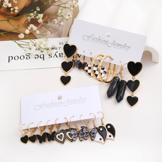 E3441 Conjunto de 2 set de corazon negro retro 4.5cm