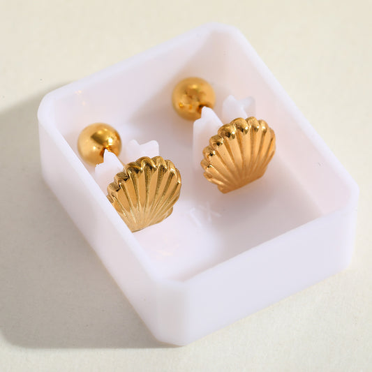 E4689 Aretes concha dorada acero inoxidable chapado en oro de 18k 1cm