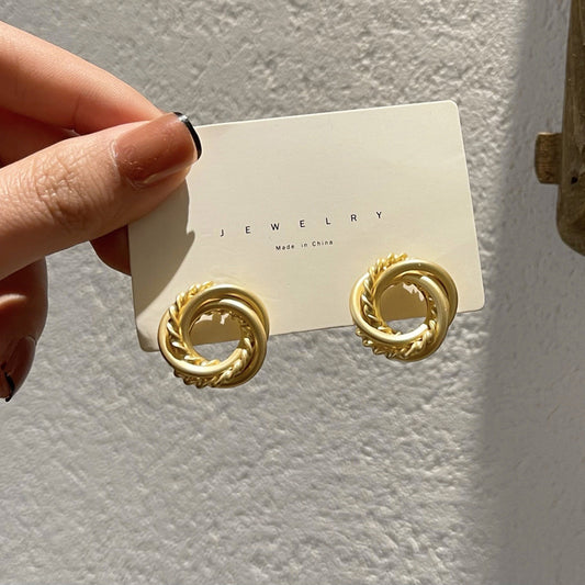 E3597 Aretes círculo dorado aleacion  2cm