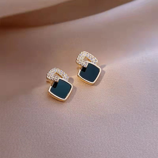 E3532 Aretes cuadro negro aleacion 2 cm