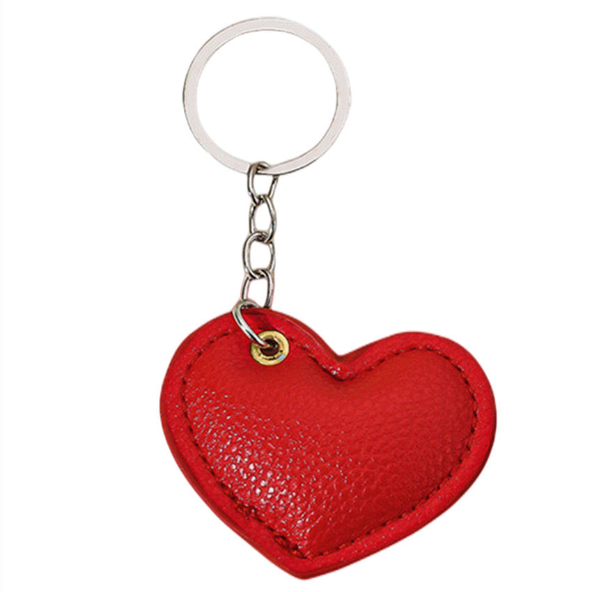 K160 llavero corazón cuero sintetico rojo 9cm