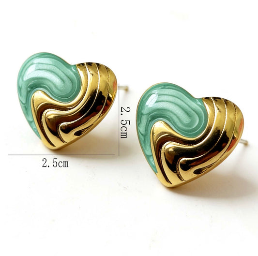 E6004 Aretes corazón bicolor verde esmeralda y dorado acero inoxidable 304 2.5cm