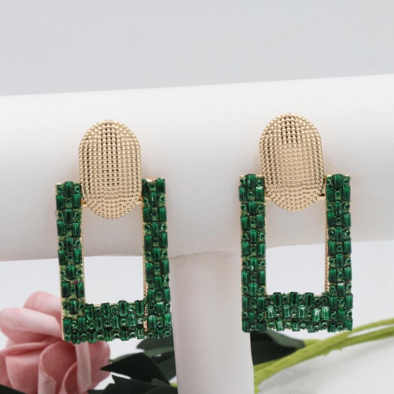 E2019V Aretes dorado incrustacion cristal verde elegantes fiesta