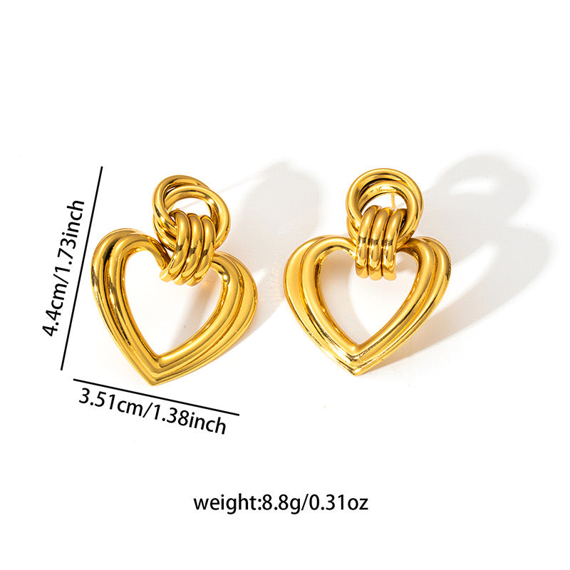 E3151 Aretes corazon dorado acero de titanio 4.4cm