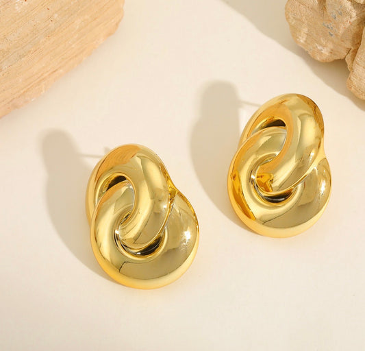 E6008 Aretes nudo dorado aleacion 3.5cm