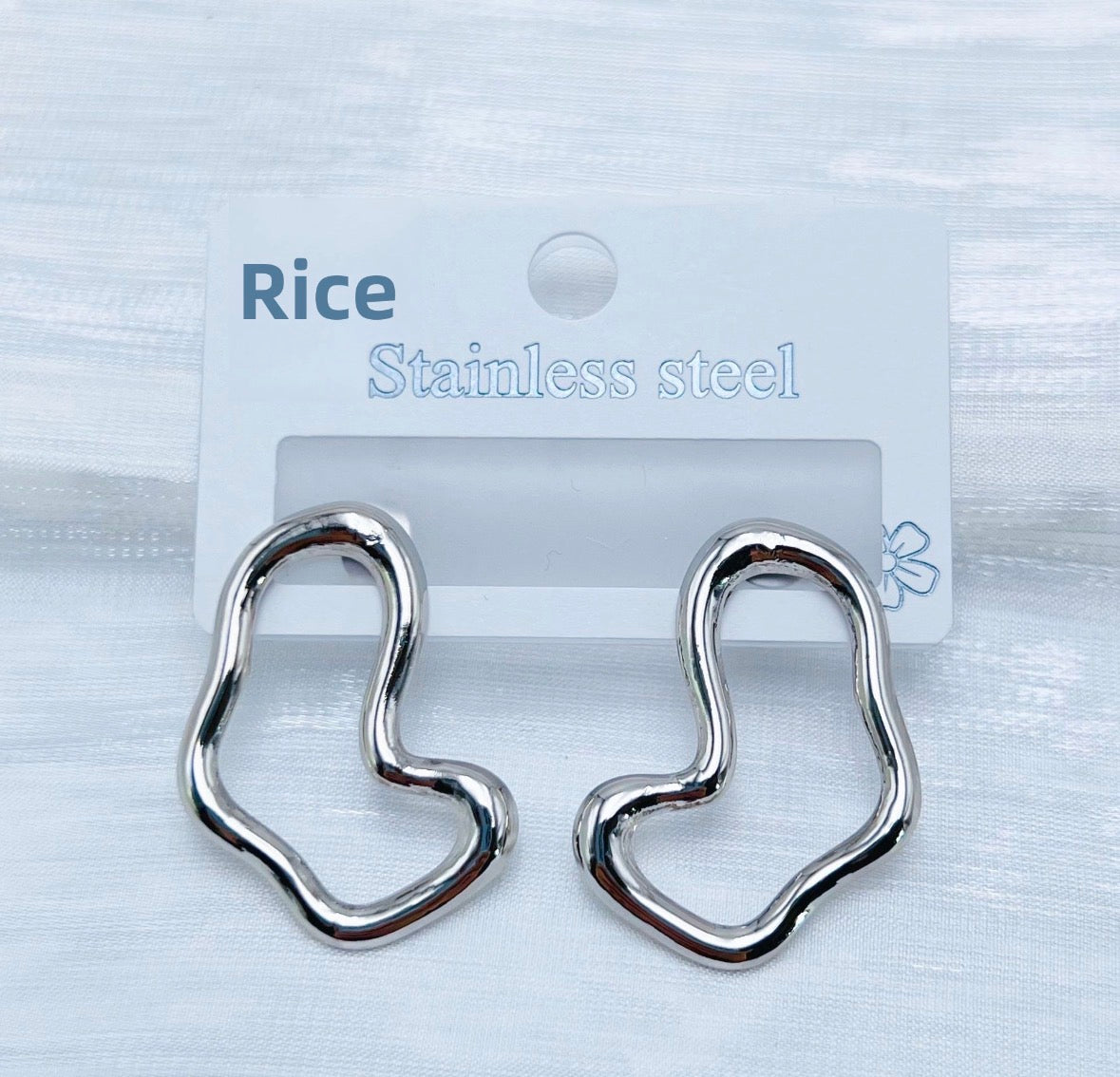 E5773 Aretes abstractos plateados 4cm acero inoxidable