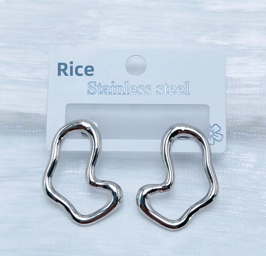 E5773 Aretes abstractos plateados 4cm acero inoxidable