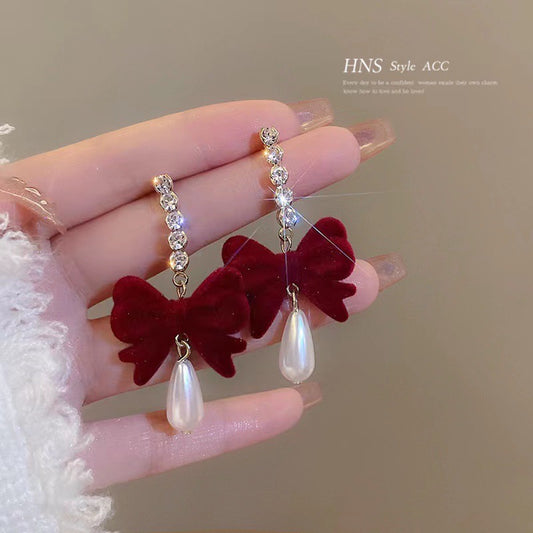 E4957 Aretes moño gamuza guinda cristales aleacion 4cm