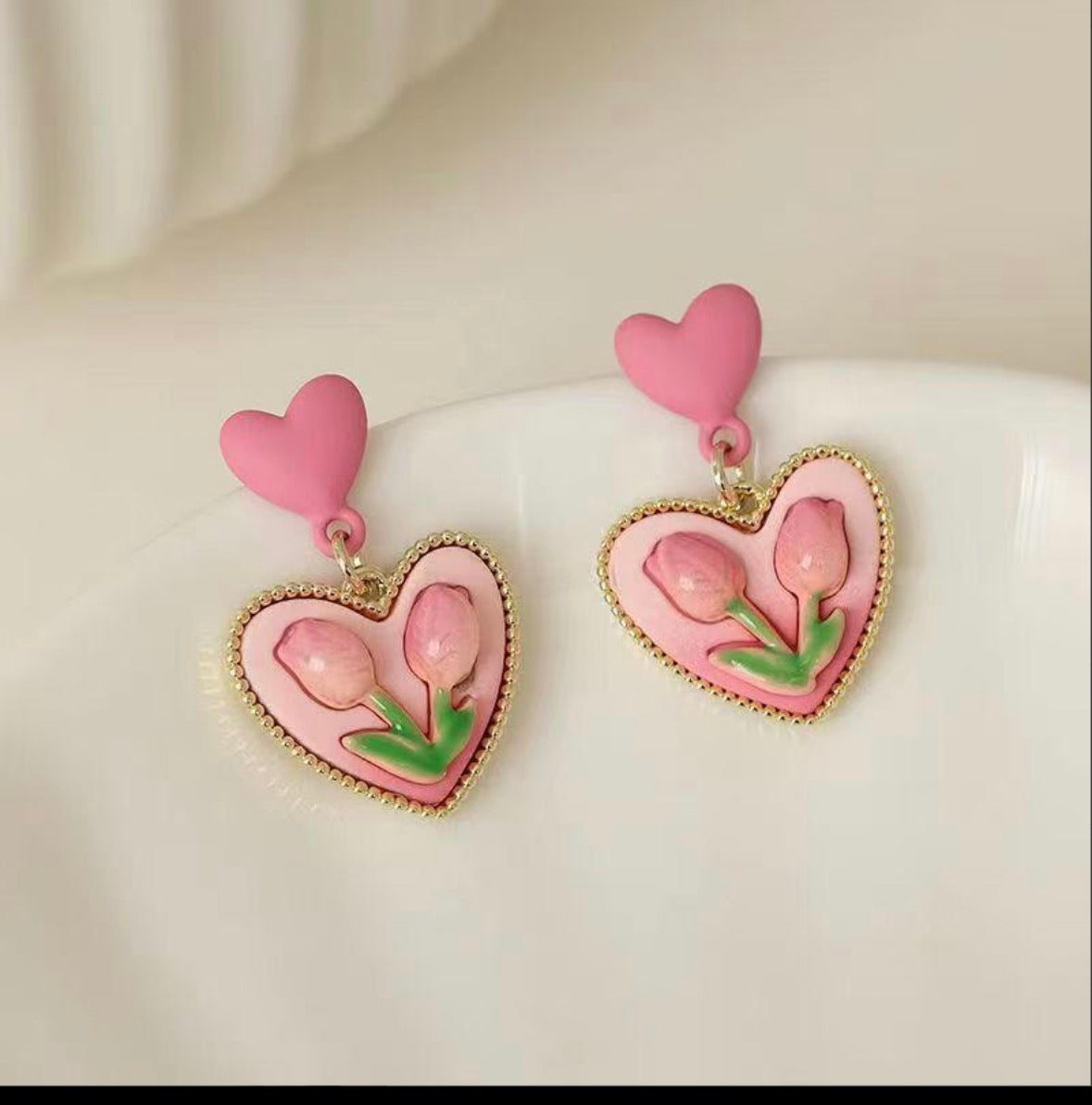 E5432 Aretes corazón rosa tulipanes aleacion