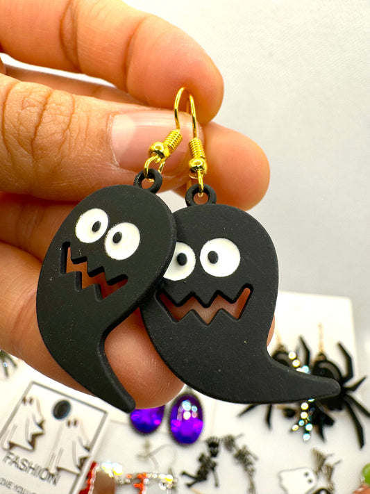 E253 Aretes Negros Fantasma Halloween