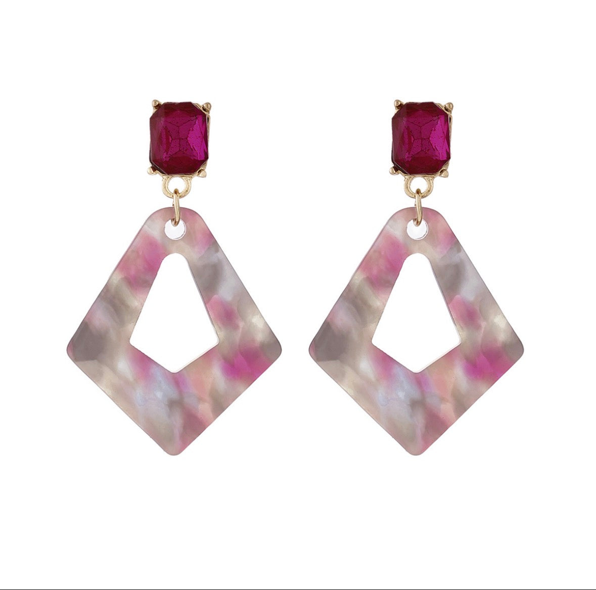 E5444 Aretes rombo bicolor fucsia acrílico 5cm