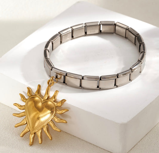 B755 Pulsera plateada estilo italiano corazón dorado  acero inoxidable