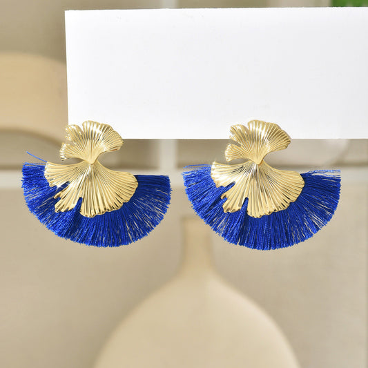 E7114 Aretes con diseño de hoja de Ginkgo y flecos azul rey  en abanico aleacion 6cm