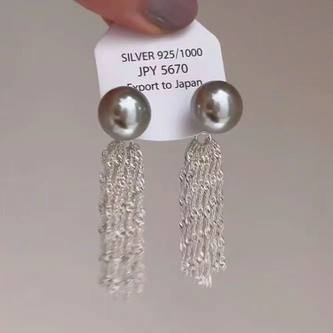 E7340 Aretes perla gris cortina plateada 4cm