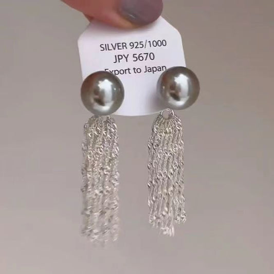 E7340 Aretes perla gris cortina plateada 4cm