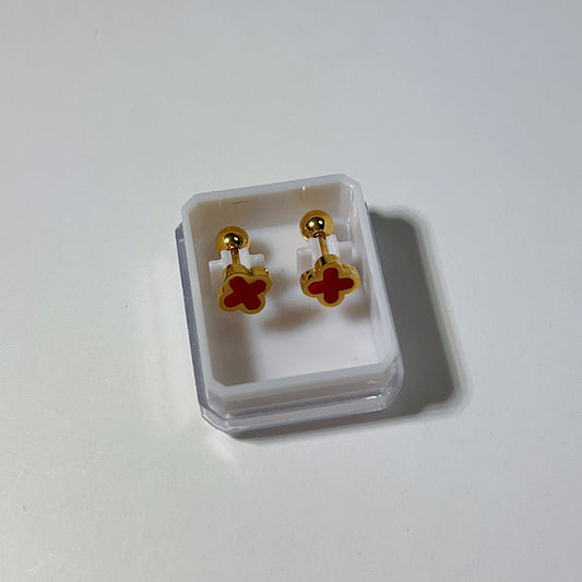 E3579 Aretes flor roja acero inoxidable chapado en oro de 18k .5cm