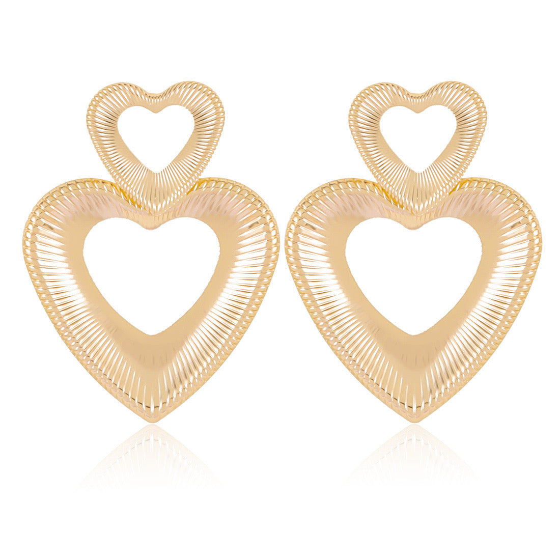 E2954 Aretes corazon grandes aleacion ligeros 7cm