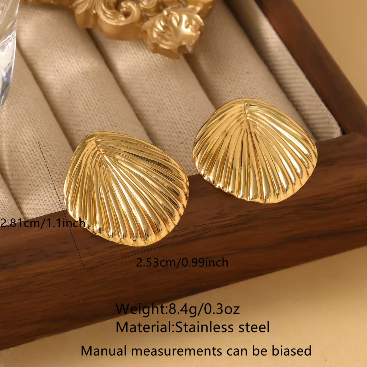 E4581 Aretes concha de mar acero inoxidable 3cm