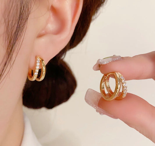 E7036 Arracadas doble doradas brillantes 1,5cm acero inoxidable chapados en oro de 18k