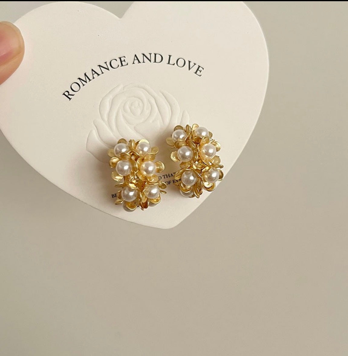 E5187 Aretes dorados perlas aleacion 2cm