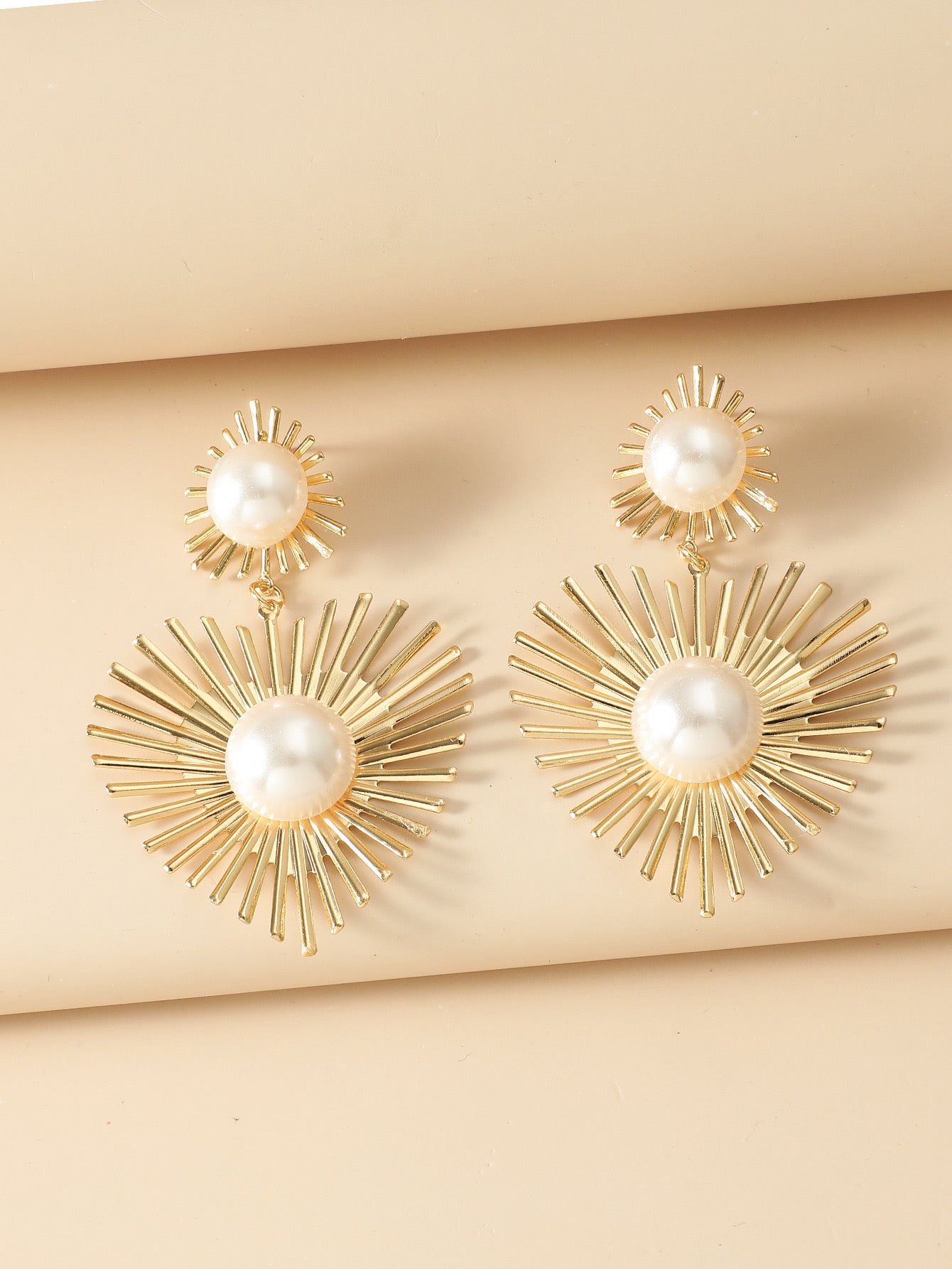 E4363 Aretes corazón sol dorado aleacion 7cm