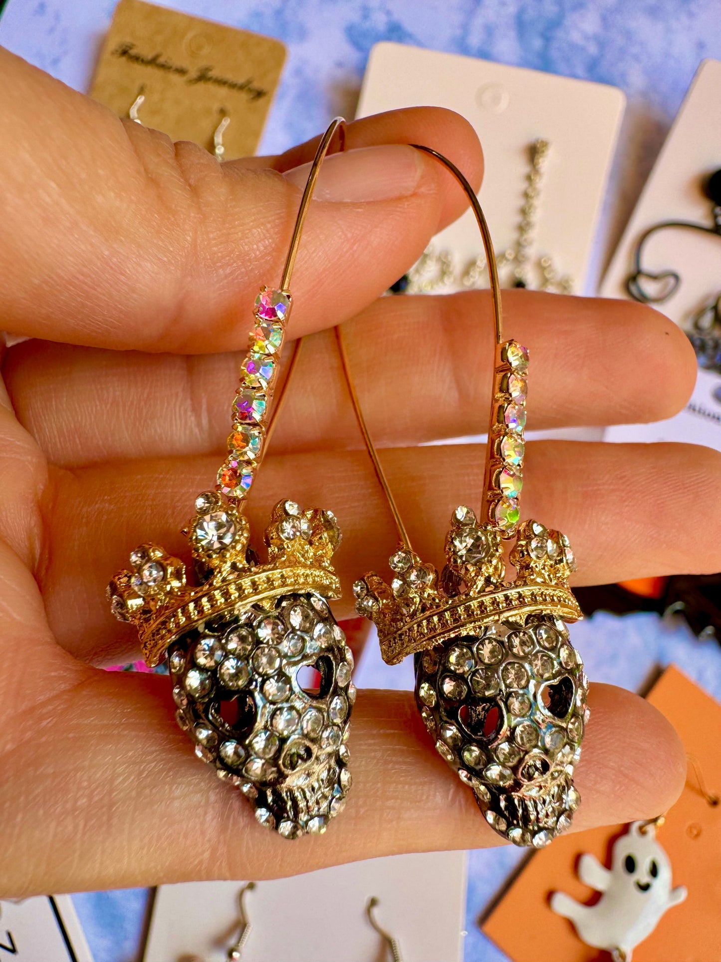 E518 Aretes Brillantes Calavera Halloween