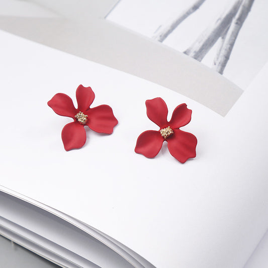 E4894 Aretes flor roja de retazos aleacion