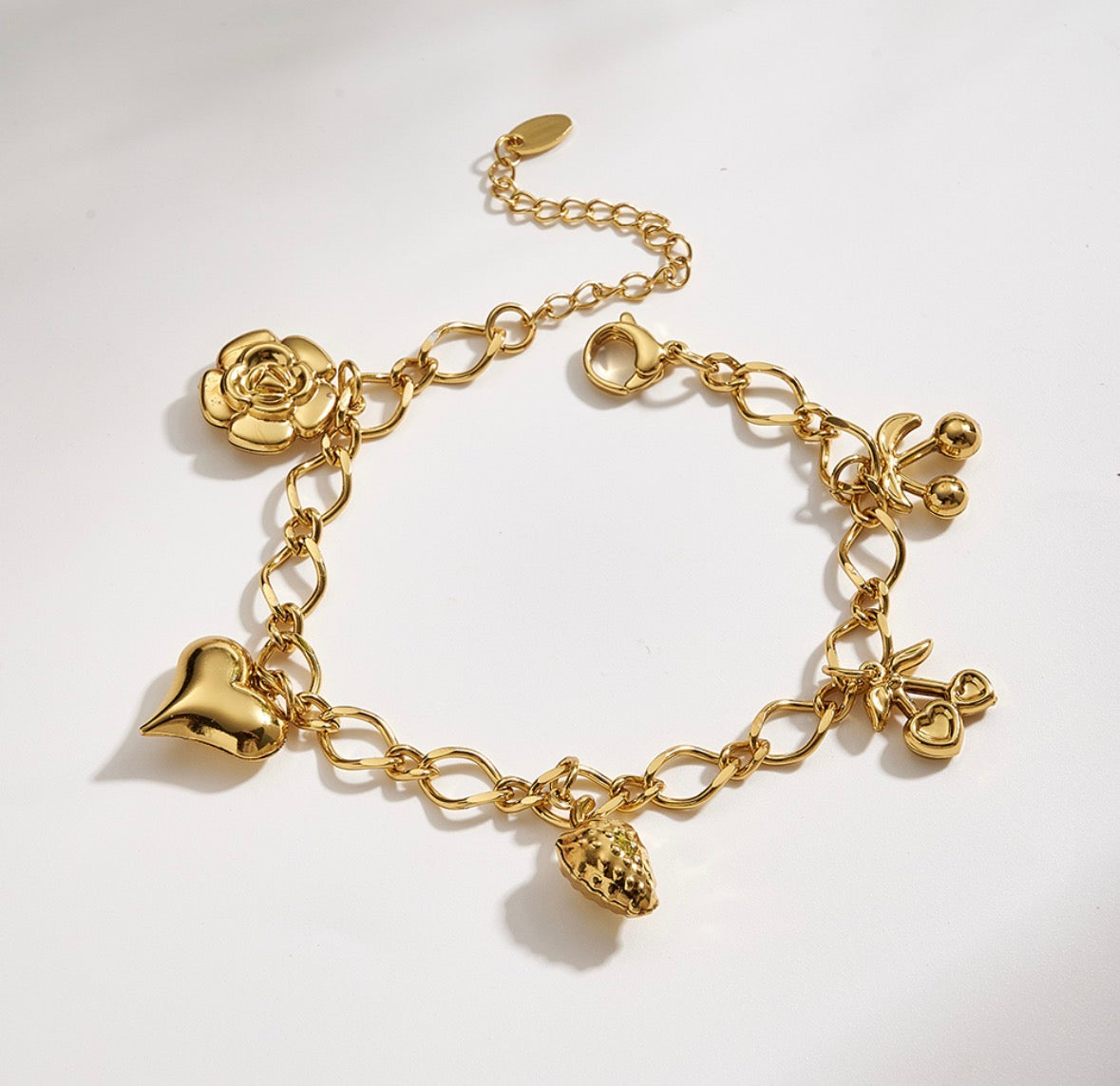 B741 Pulsera dorada corazón cereza dorada acero inoxidable