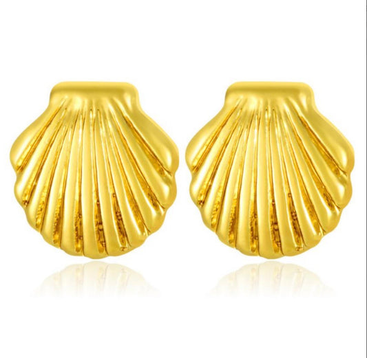 E5524 Aretes concha de mar dorado acero inoxidable 1cm