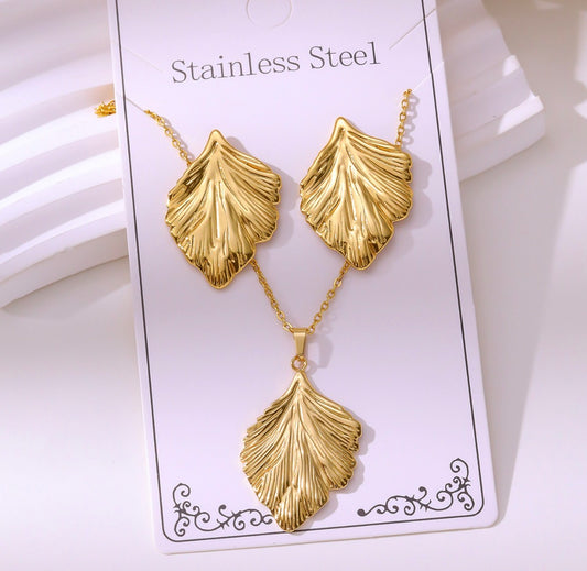 C1280 Conjunto de collar y aretes hojas doradas acero inoxidable