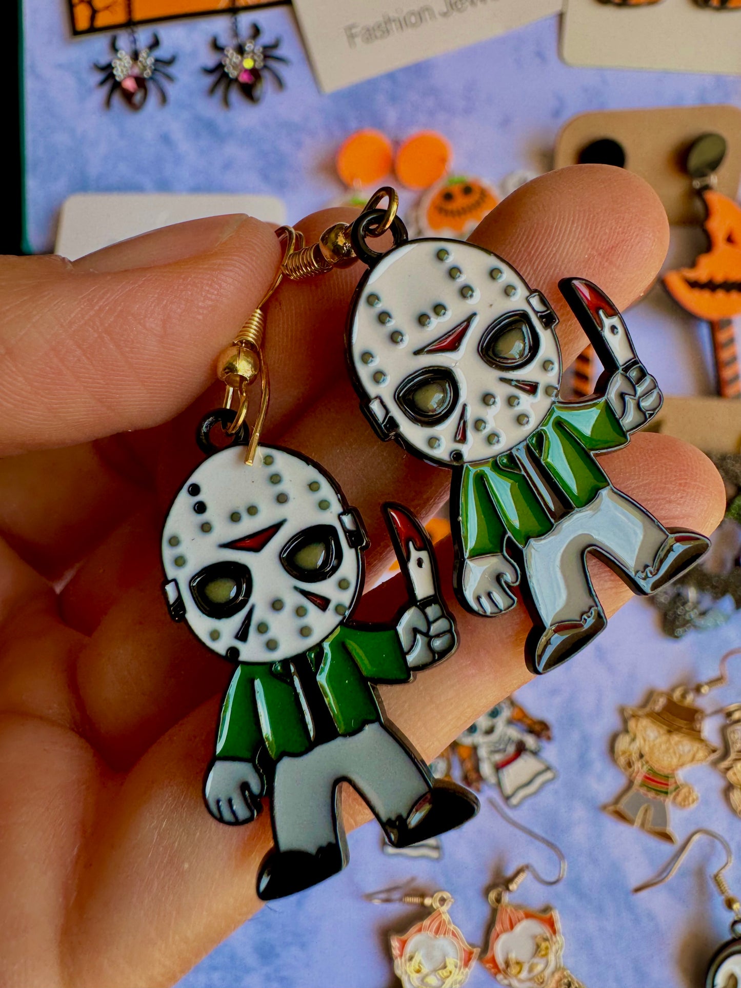 JY32 Aretes Jason Voorhees Viernes 13 Halloween