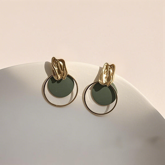 E3936 Aretes dorados círculo verde  aleacion 2.5cm