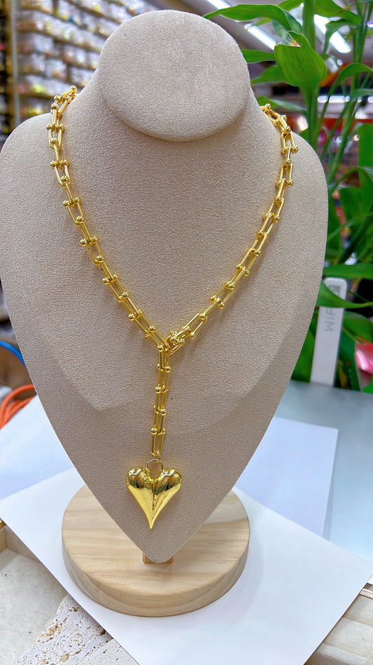 C845 collar corazón dorado cobre chapado en oro de 18k 31.5cm largo 3cm dije