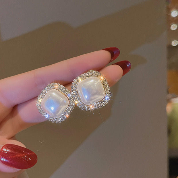 E7352 Aretes perla brillante acrilico 2cm
