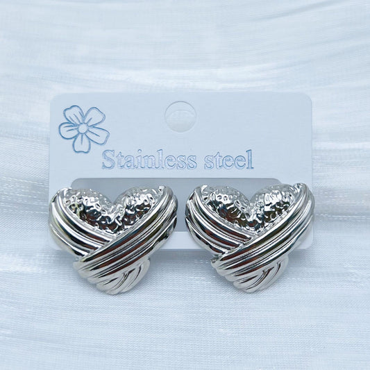 E7287 Aretes corazon plateados acero inoxidable 2cm