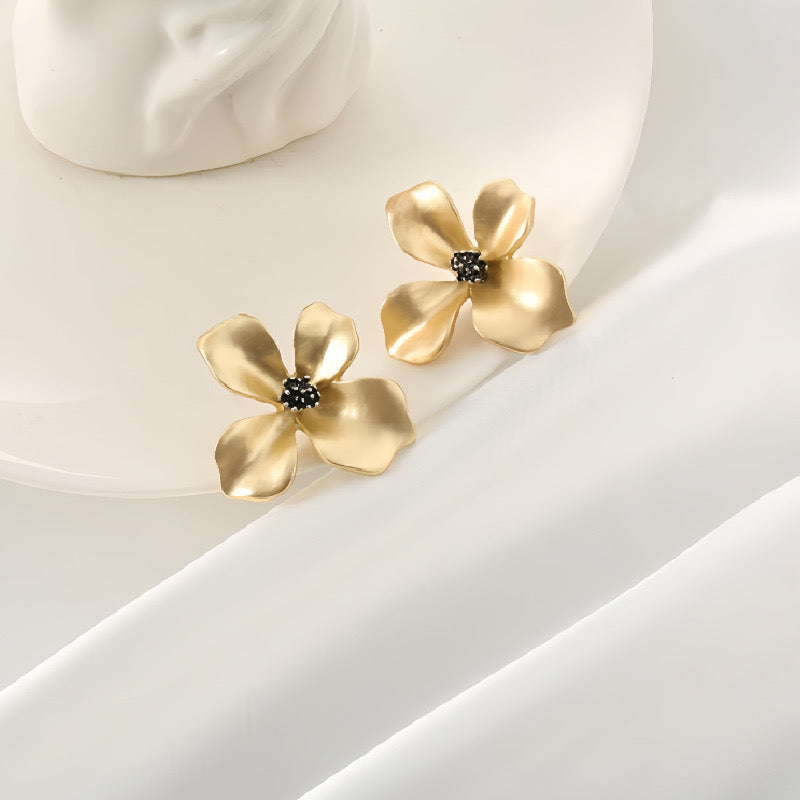 E5786 Aretes flores doradas aleacion 4cm