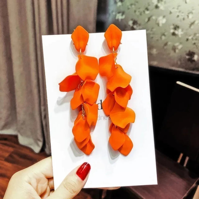 E228NA Aretes Pétalos naranja Acrilico Suave Maxi Ligeros