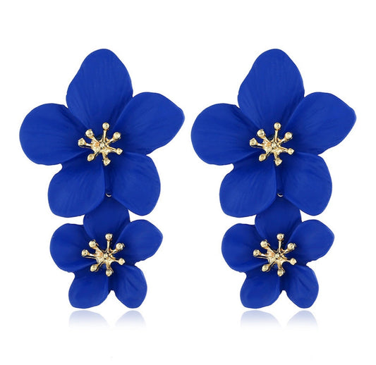 E5095 Aretes flores azul rey barnizado acrílico 3cm