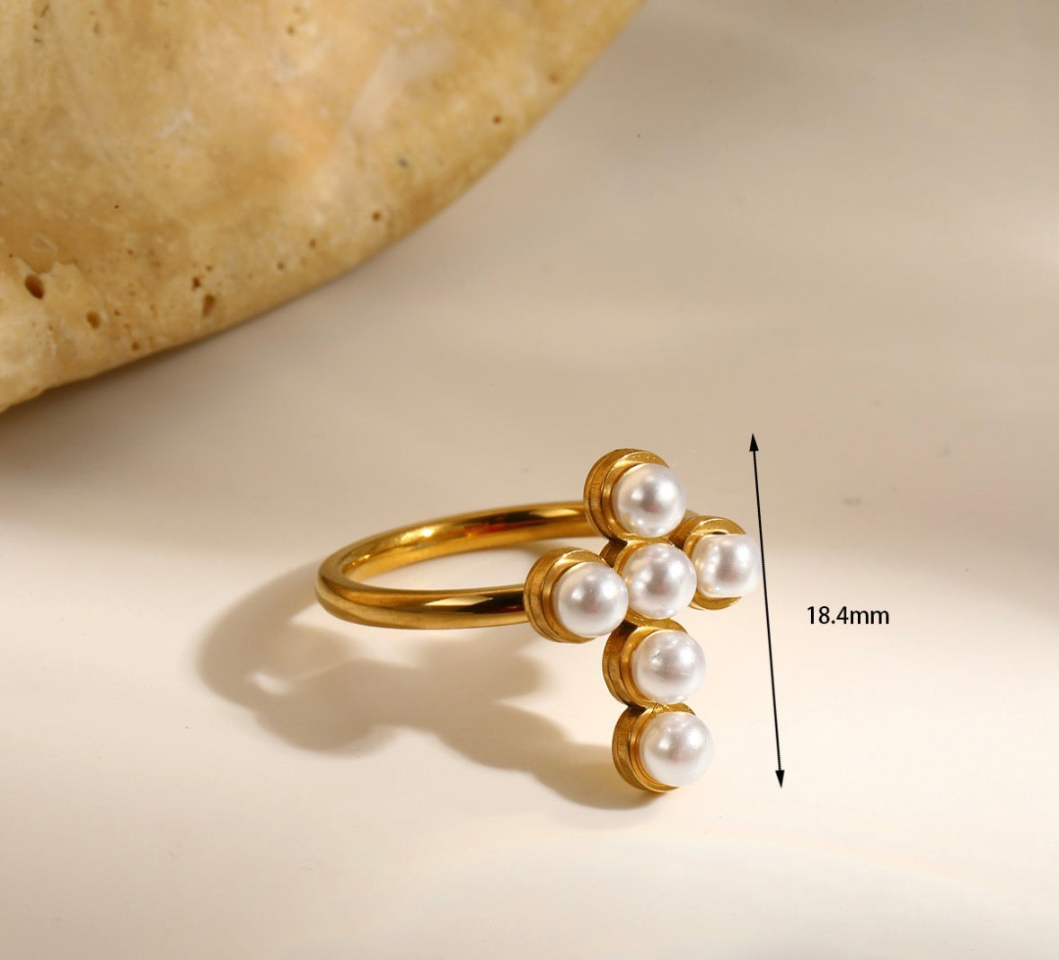 A548 Anillo Cruz perla dorado acero inoxidable